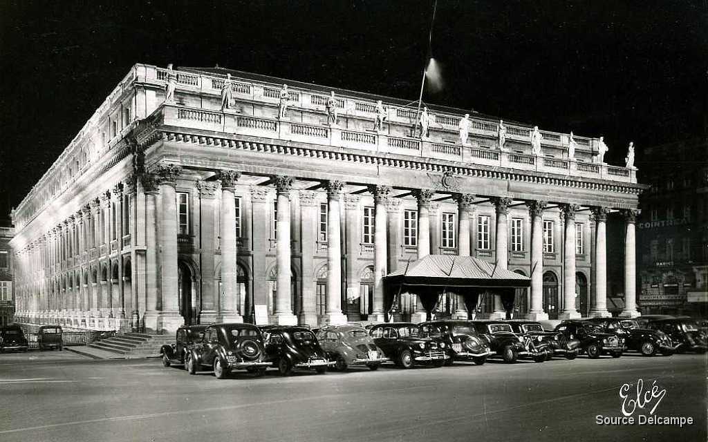 33 Bordeaux Le Grand Theatre I.jpg